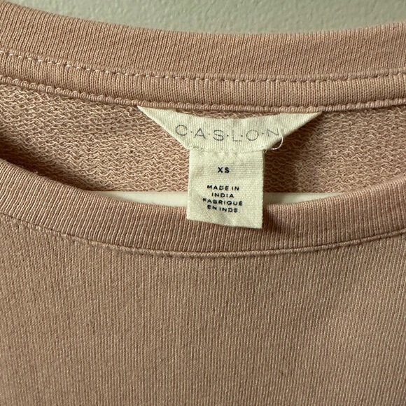 Pink sweater worn once looks like a two in one size XS - Picture 2 of 3